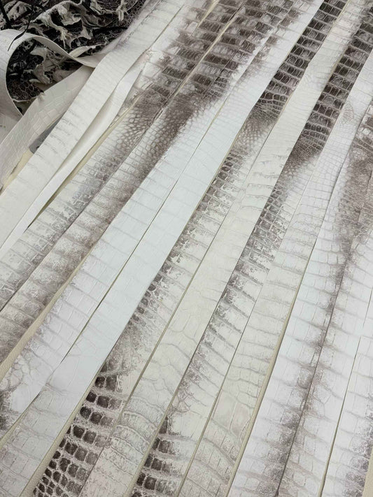 alt
Cintura in pelle di coccodrillo, cintura in pelle di coccodrillo Himalaya