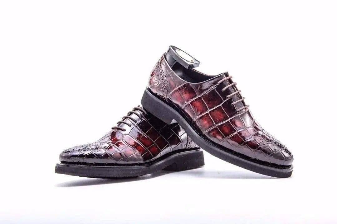 alt
Scarpe brogue in pelle di coccodrillo, scarpe allacciate in pelle di coccodrillo