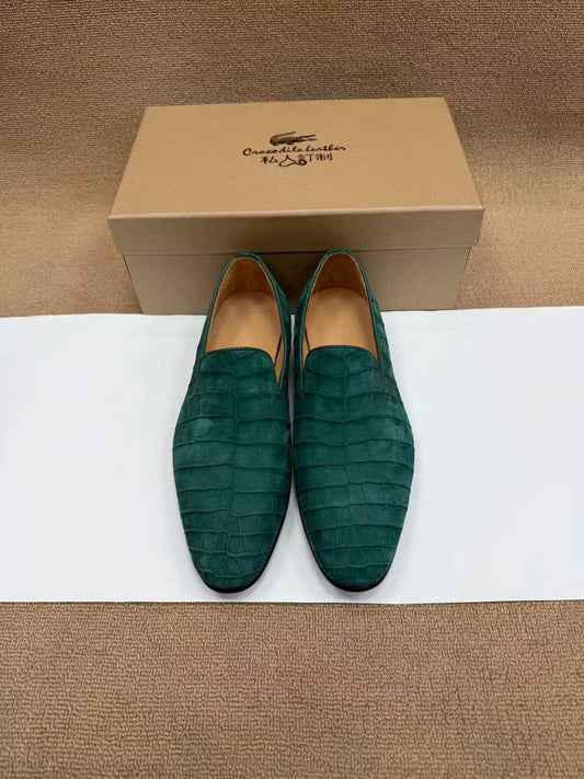 alt
Scarpe effetto coccodrillo, mocassini slip-on da uomo in pelle nabuk di coccodrillo, verdi