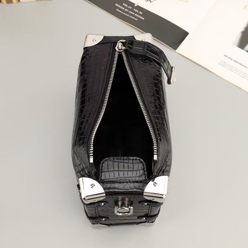 alt
Borsa a tracolla unisex a scatola quadrata in vera pelle di coccodrillo