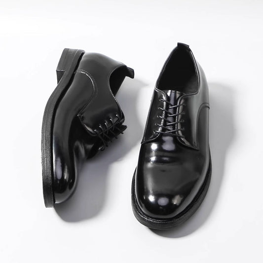 Scarpe stringate in vero cuoio Shell Cordovan con punta tonda