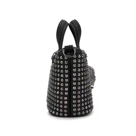 txt
Borsa tote a secchiello con teschio di cristallo 3D e borchie