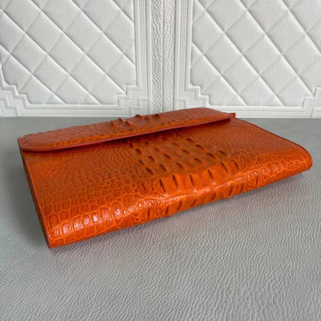 Rossie Viren women's genuine crocodile leather clutch card holder with sleek, textured crocodile pattern and compact design.