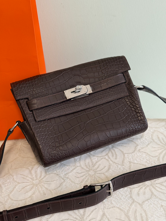 Borsa messenger da postino unisex in vera pelle di coccodrillo