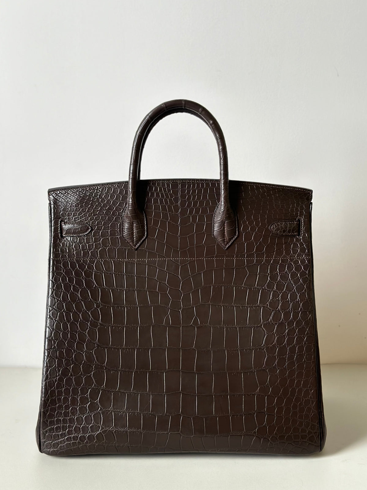 alt
Preordine in vera pelle di coccodrillo del Nilo, 45 cm, borsa business oversize con lucchetto, da ufficio