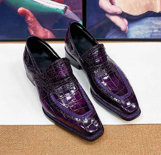 Scarpe da coccodrillo, mocassini eleganti norvegesi cuciti in pelle di coccodrillo marrone vintage