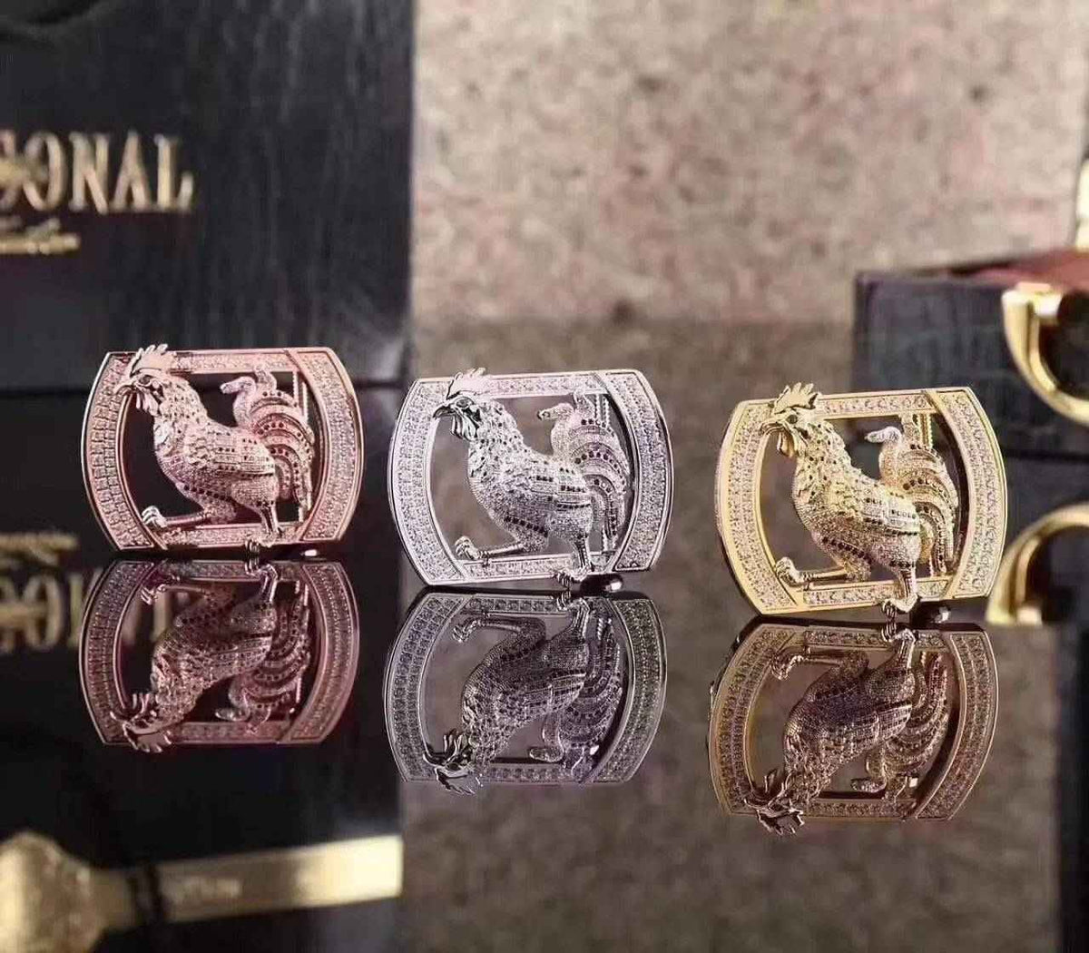 Crocodile Skin Rooster Belt With Diamond