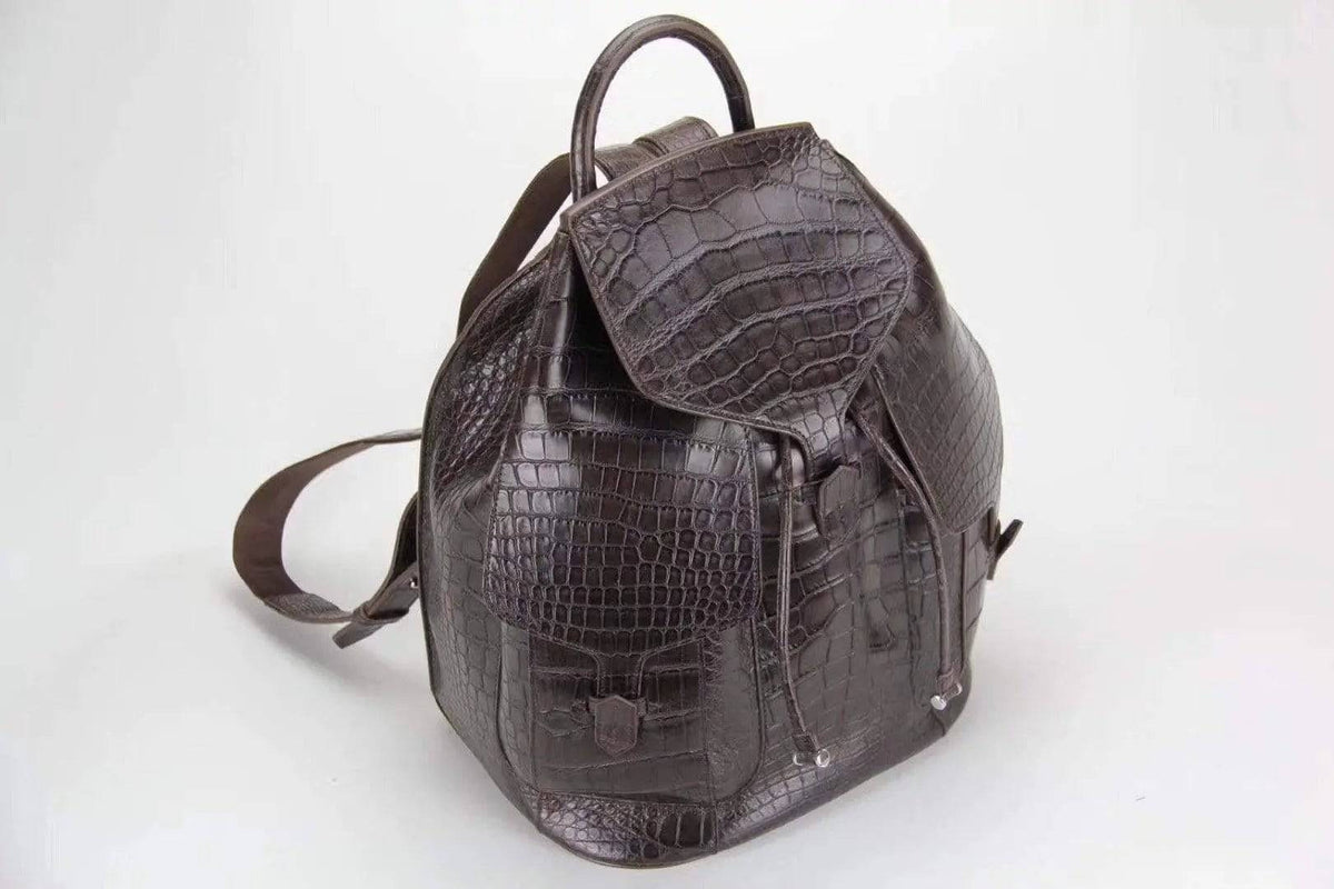 alt
Zaino in vera pelle di ventre di coccodrillo marrone