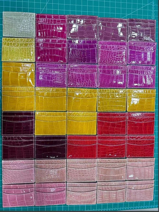 alt
Porta carte in coccodrillo, elegante custodia per carte in vera pelle di coccodrillo lucida