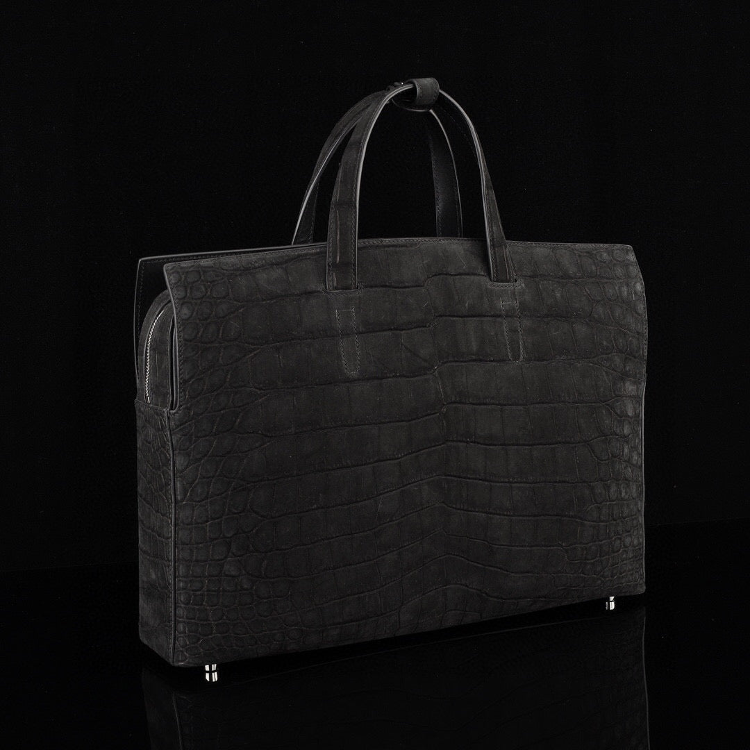 Borsa tote/duffel grande nera in vera pelle di coccodrillo levigata con manici superiori