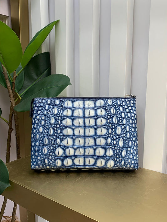 alt
Pochette da uomo vintage blu in pelle di coccodrillo con zip, portafoglio lungo pratico