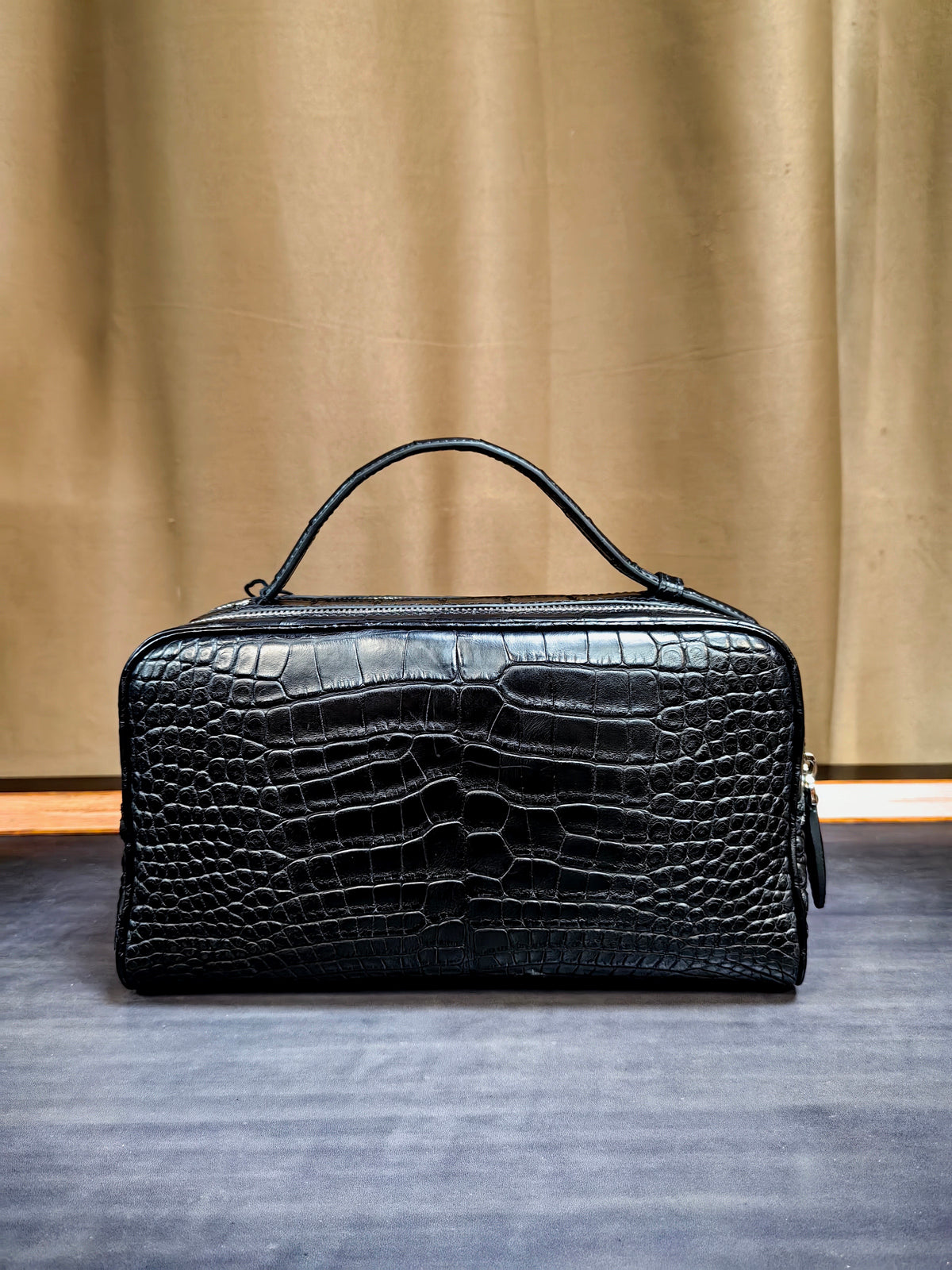 Borsa clutch classica in vera pelle di coccodrillo