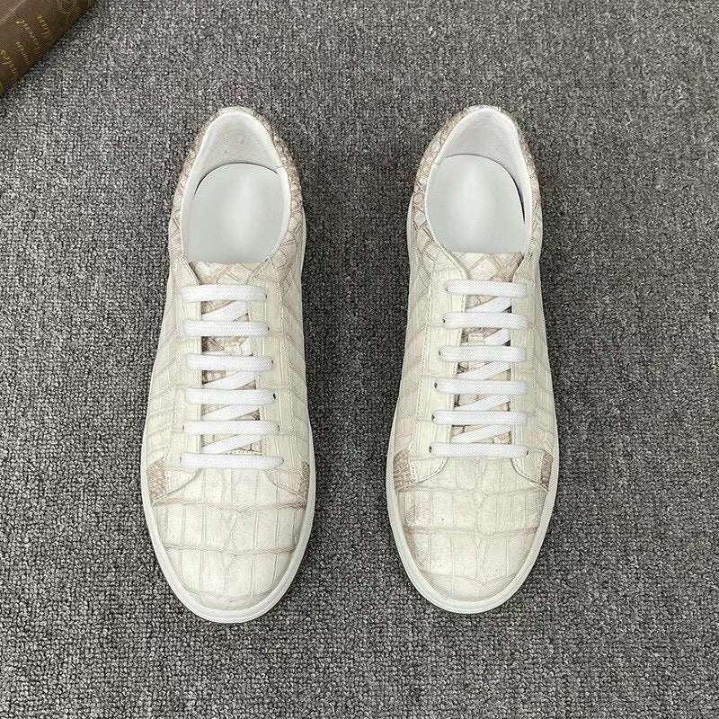 alt
Sneakers casual da uomo in pelle di coccodrillo bianca Himalayan