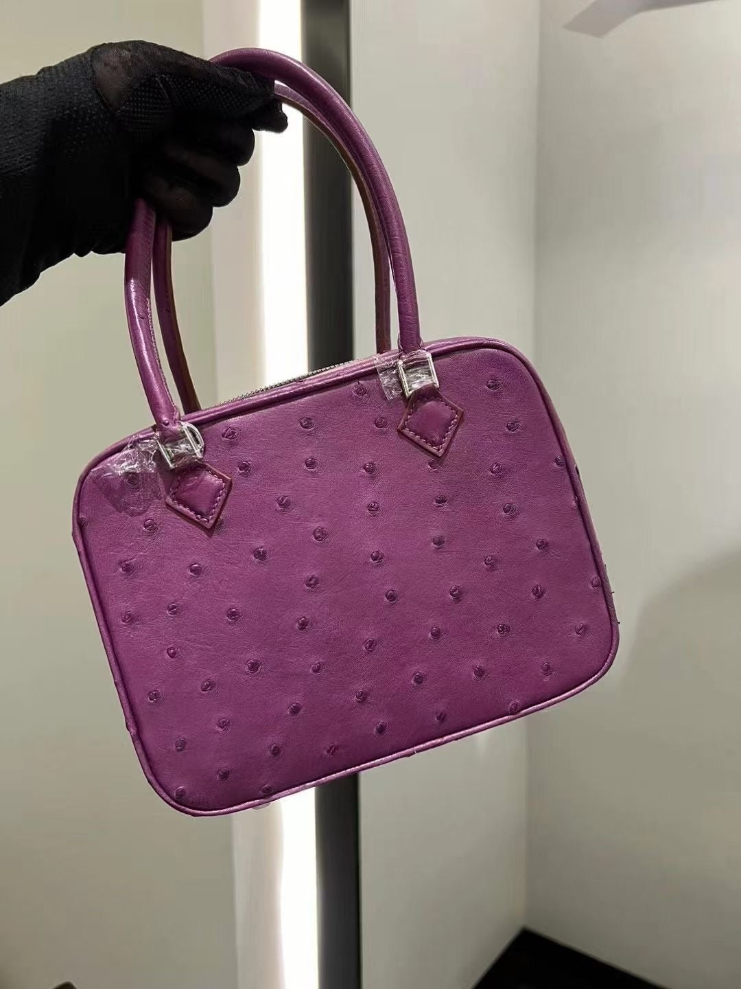 Womens Genuine Ostrich Skin Leathe Top Handle Bag