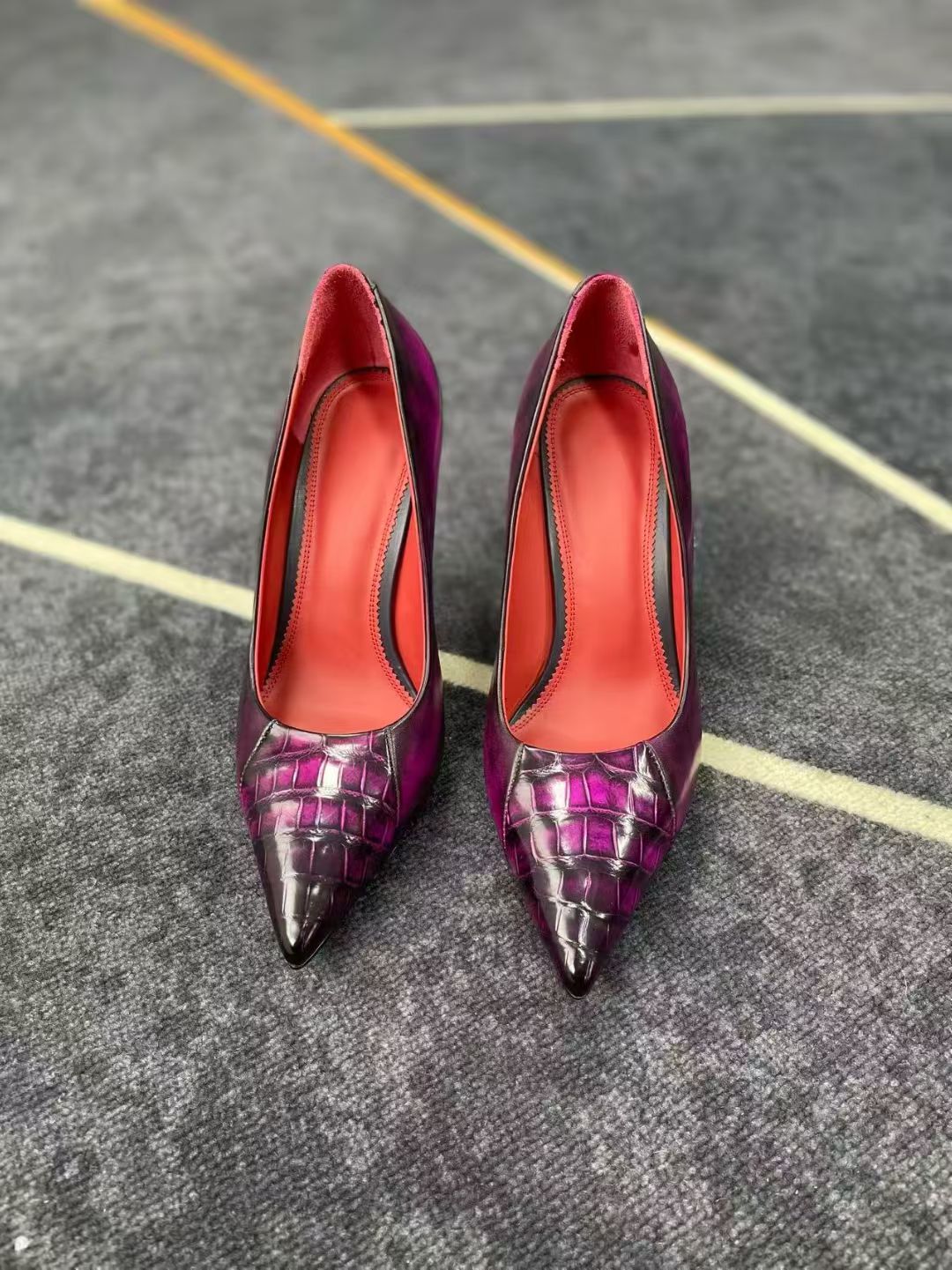 Crocodile Scarpe con tacco alto, scarpe con tacco alto vintage da donna in vera pelle di coccodrillo, interamente fatte a mano