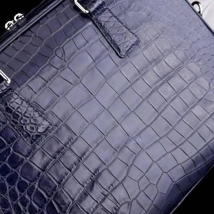 Ventiquattrore da uomo in vera pelle di coccodrillo blu scuro
