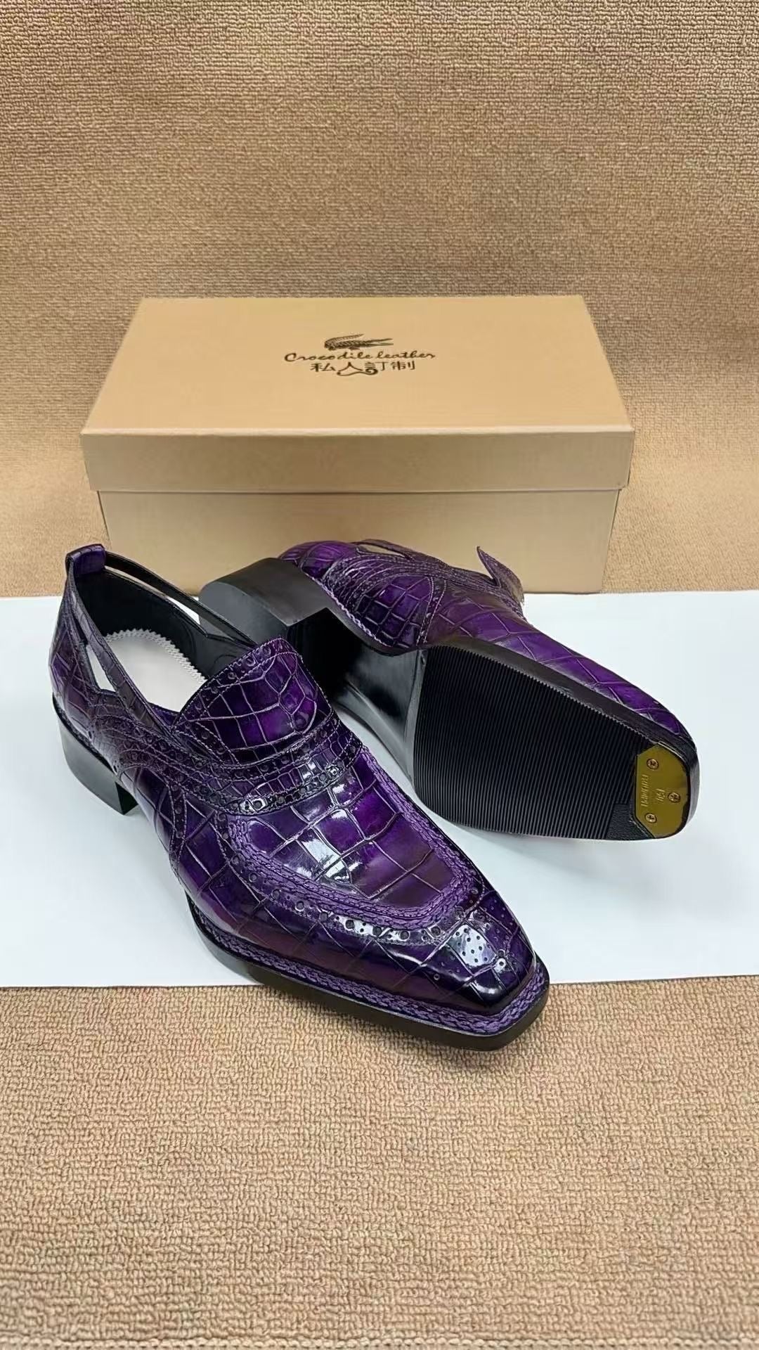 Crocodile Shoes, Crocodile Leather Norwegian Sewn Dress Loafer Shoes Vintage Purple