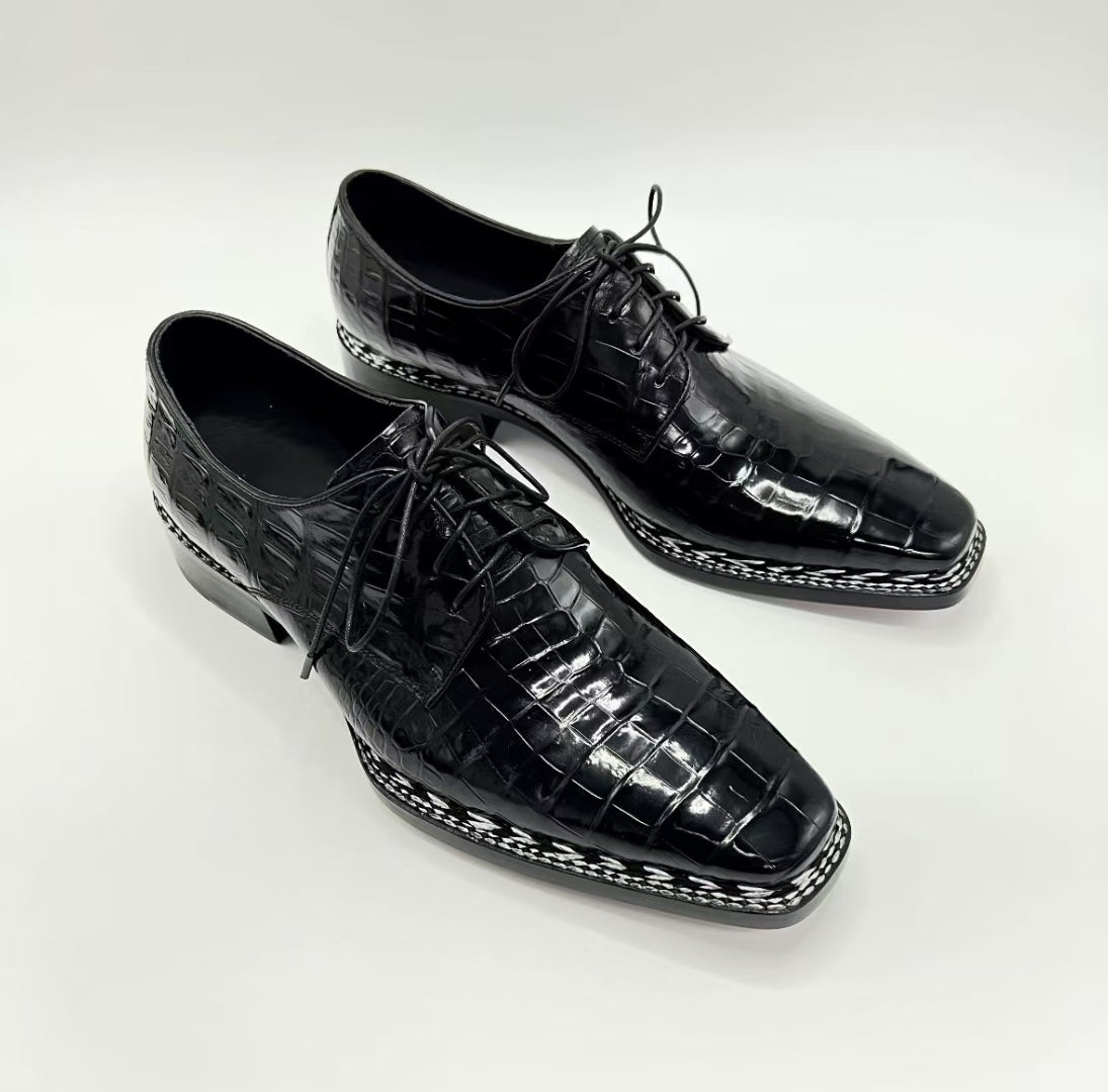 alt
Scarpe da coccodrillo, scarpe nere da uomo in pelle di coccodrillo cucite alla norvegese con lacci