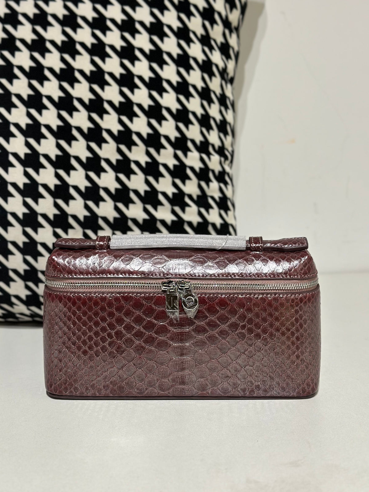 Genuine Python Skin Leather Zipper Cosmetic Handle Bag