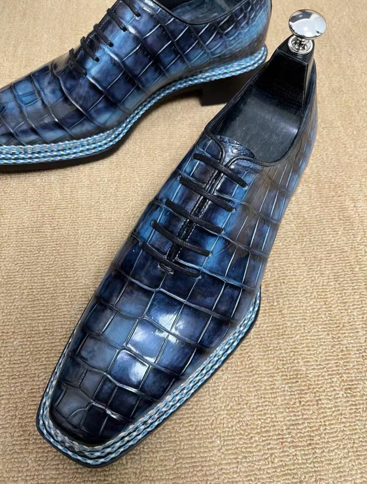 alt
Scarpe da uomo slip-on business in pelle di coccodrillo nabuk, mocassini bassi verdi (copia)