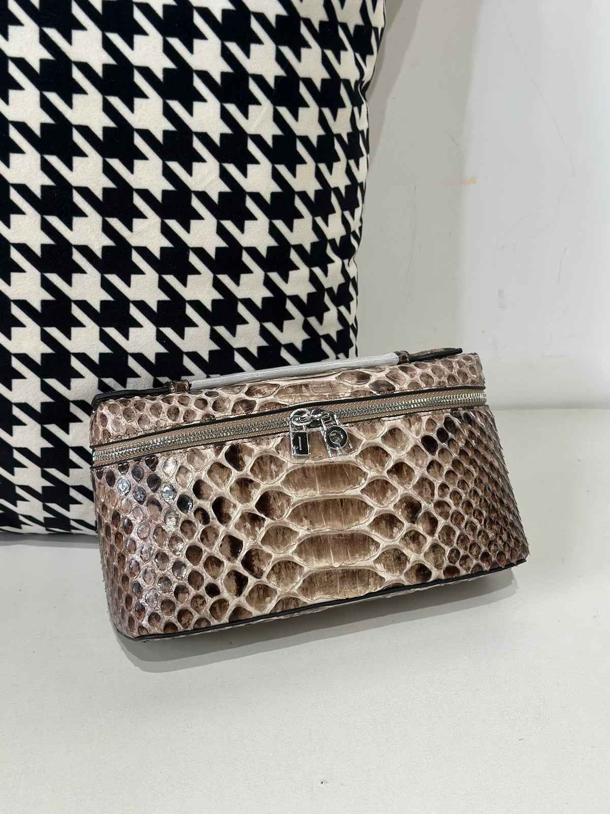 Genuine Python Skin Leather Zipper Cosmetic Handle Bag