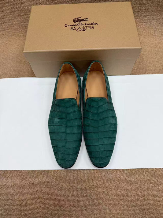 alt
Scarpe effetto coccodrillo, mocassini slip-on da uomo in pelle nabuk di coccodrillo, verdi