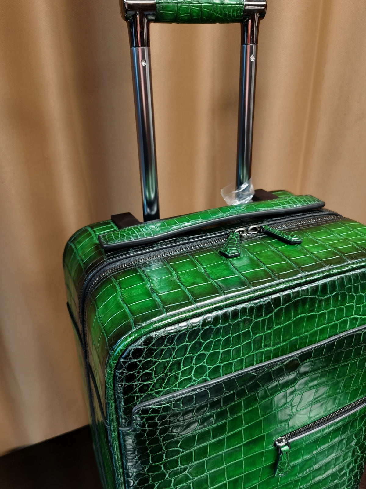 Retro Green Crocodile Leather Trolley/Roll Aboard Suitcase Weekend/Travel Bag Trolley Case Universal Wheels 20-Inch