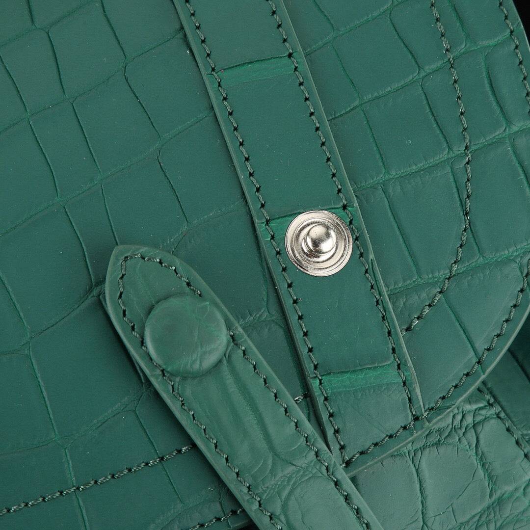 Zaino in pelle di coccodrillo verde scuro