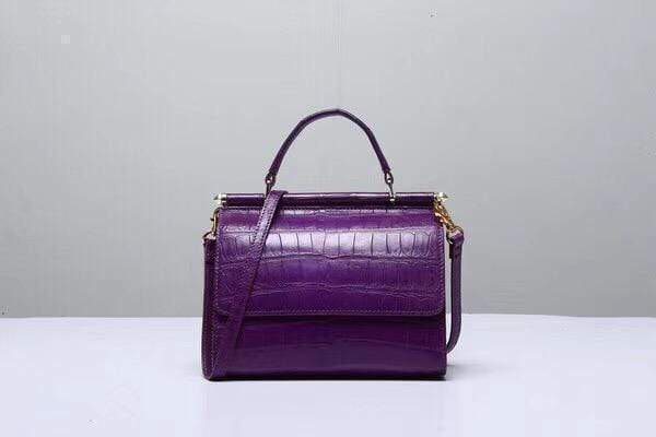 Borsa top handle effetto coccodrillo viola