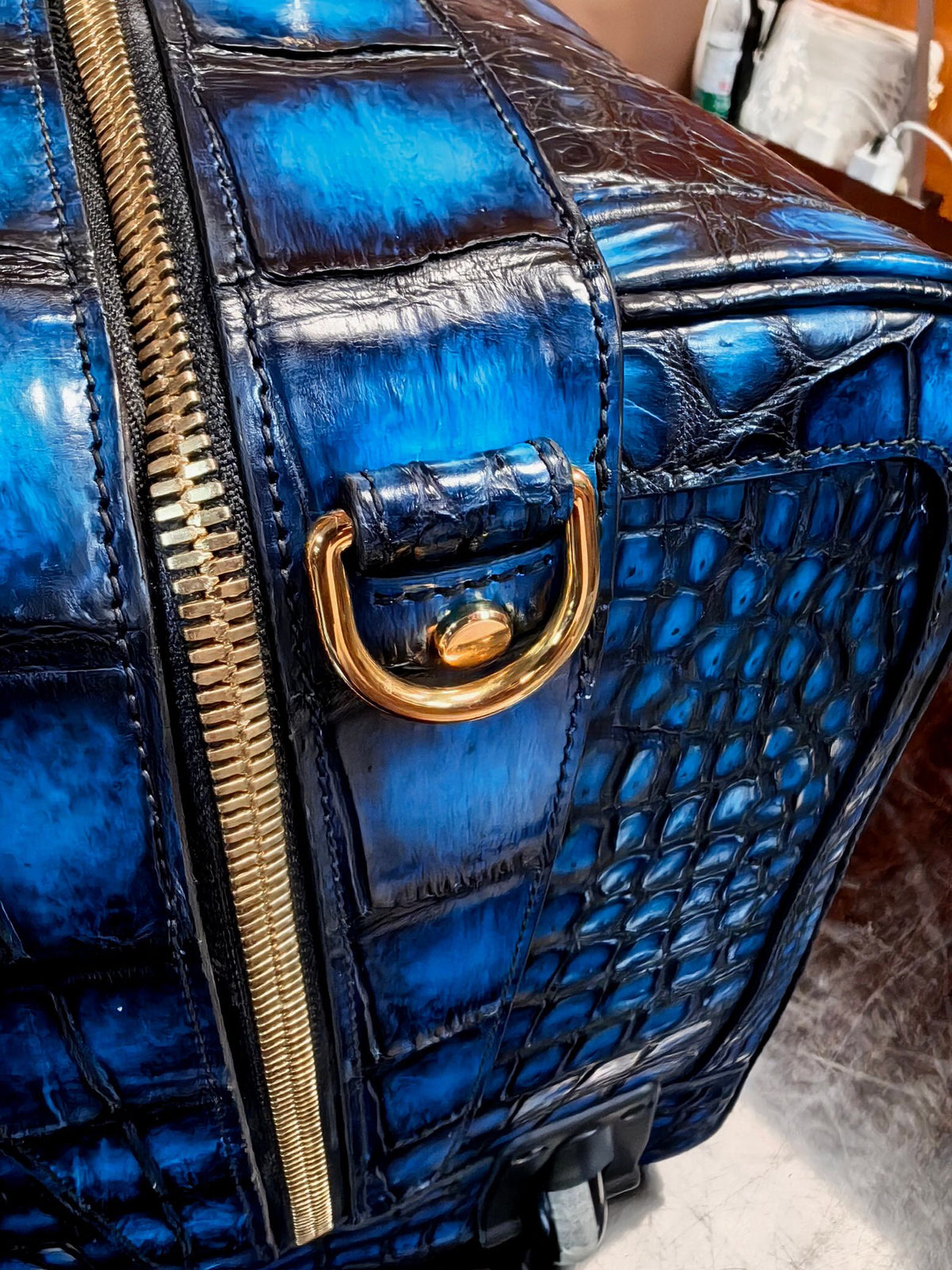 Genuine Crocodile Skin Leather Large Duffel Roller Handle Shoulder Business Travel Bag Vintage Blue
