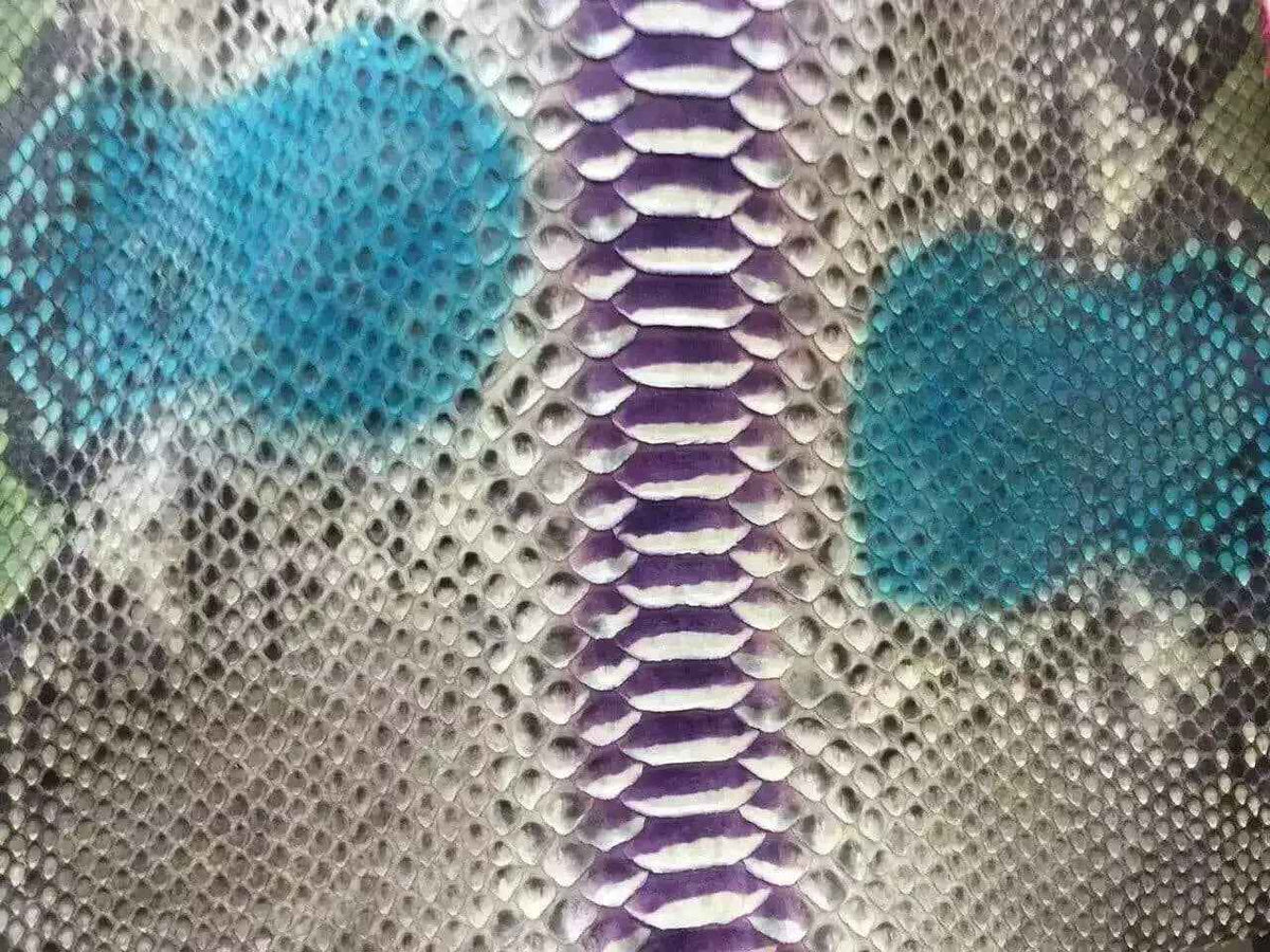 Variante colore in pelle effetto pitone