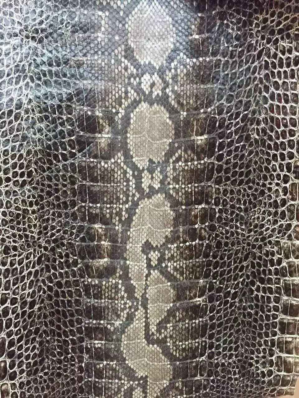 Colorway in pelle effetto pitone