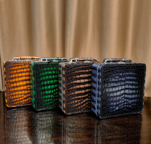 alt
Custodia per orologi vintage in vera pelle di coccodrillo, 12 pezzi