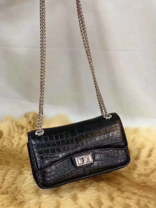 Womens Borsa a tracolla con patta in vera pelle di coccodrillo, piccola
